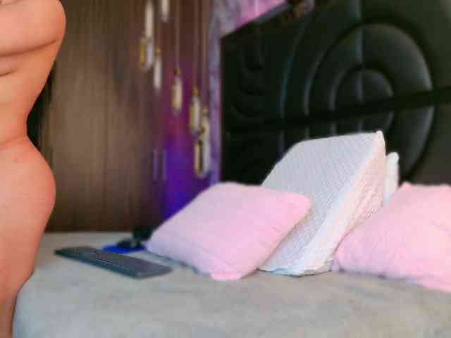 SarahGrey webcam