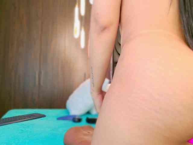 SarahGrey webcam