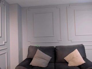 ToriCross Porn Show