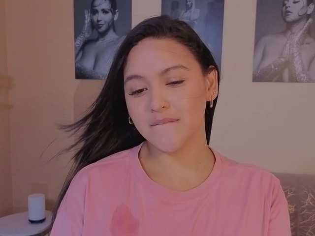 ToriCross's BongaCams show and profile