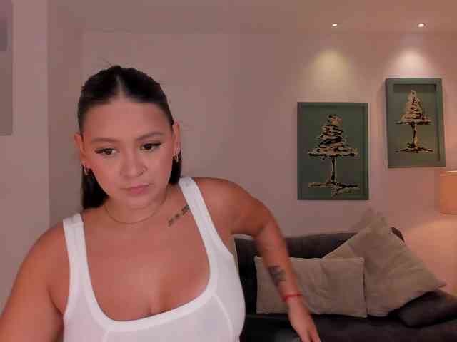 free online chat ToriCross