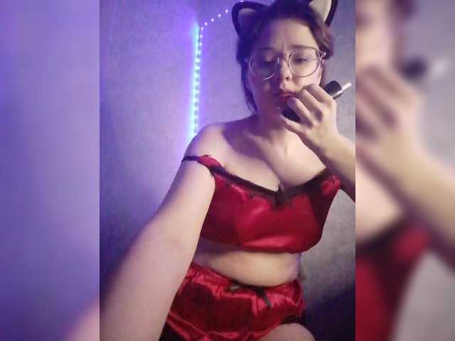 kroshka-meow's BongaCams show and profile