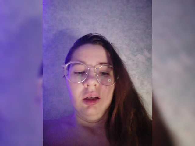 kroshka-meow's BongaCams show and profile