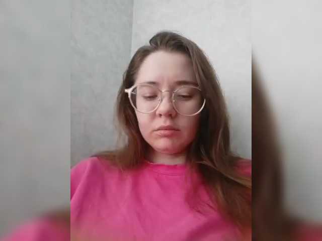 kroshka-meow's BongaCams show and profile