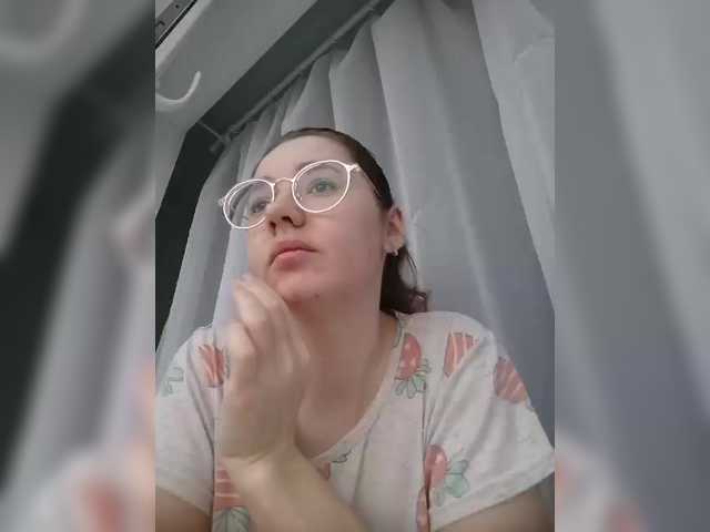 kroshka-meow's BongaCams show and profile