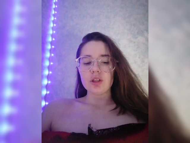 kroshka-meow's BongaCams show and profile