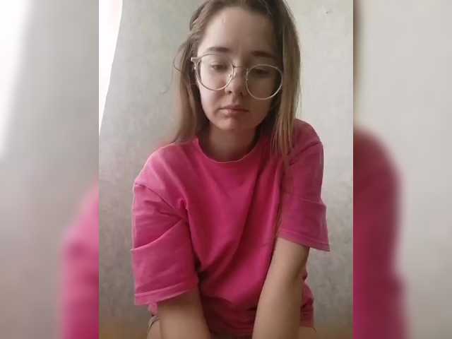 kroshka-meow's BongaCams show and profile