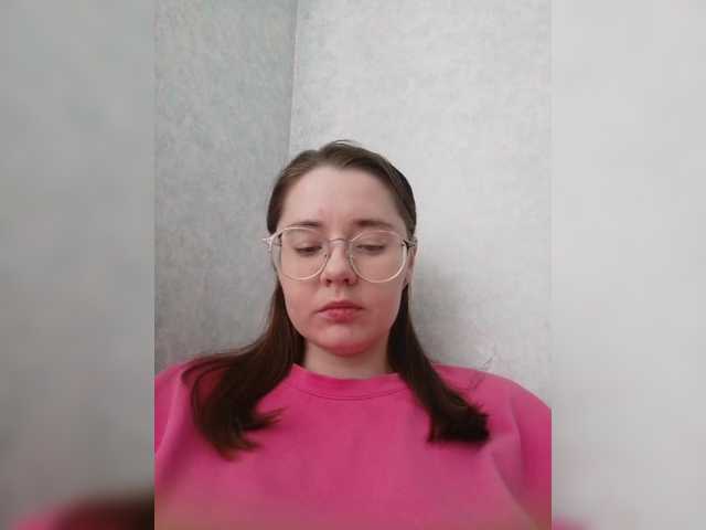 kroshka-meow's BongaCams show and profile