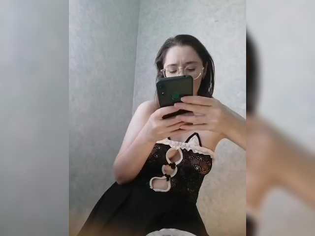 kroshka-meow's BongaCams show and profile