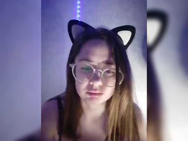 kroshka-meow's BongaCams show and profile