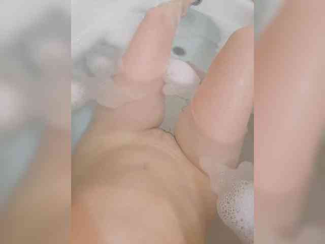 Kroshka-meow webcam