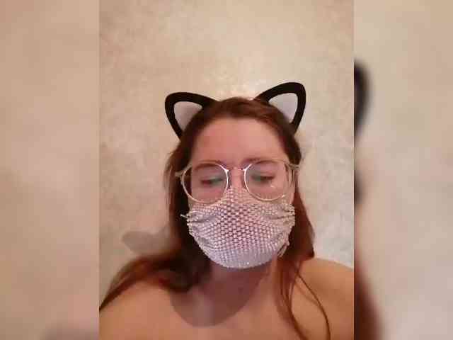 Kroshka-meow webcam