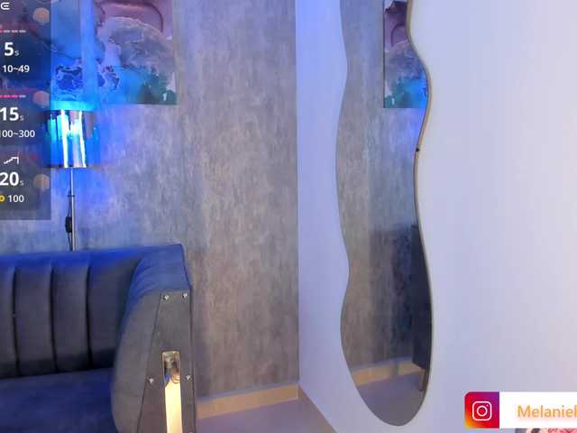 MelanieHudson's BongaCams show and profile