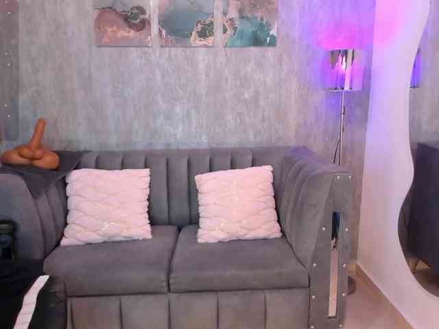 MelanieHudson webcam