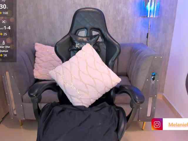 MelanieHudson webcam