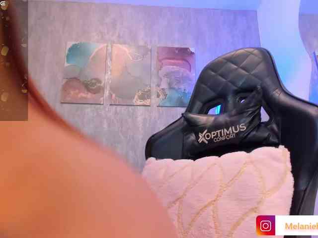 MelanieHudson webcam