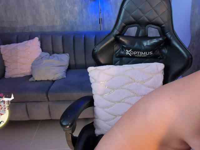 MelanieHudson MelanieHudson