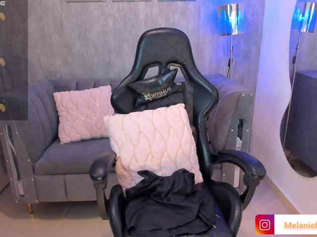 MelanieHudson MelanieHudson