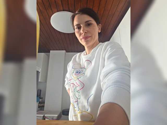 SophieMary's BongaCams show and profile