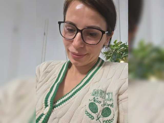 SophieMary's BongaCams show and profile