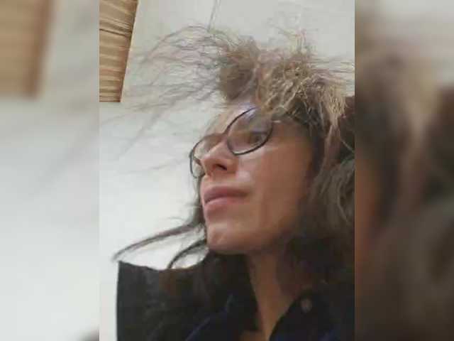 SophieMary's BongaCams show and profile