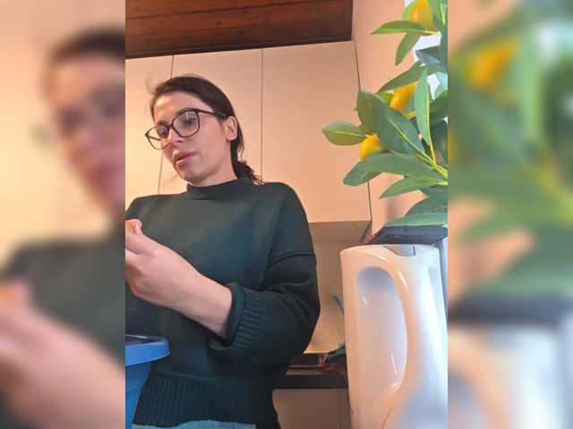 SophieMary's BongaCams show and profile