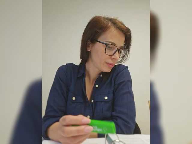 SophieMary's BongaCams show and profile