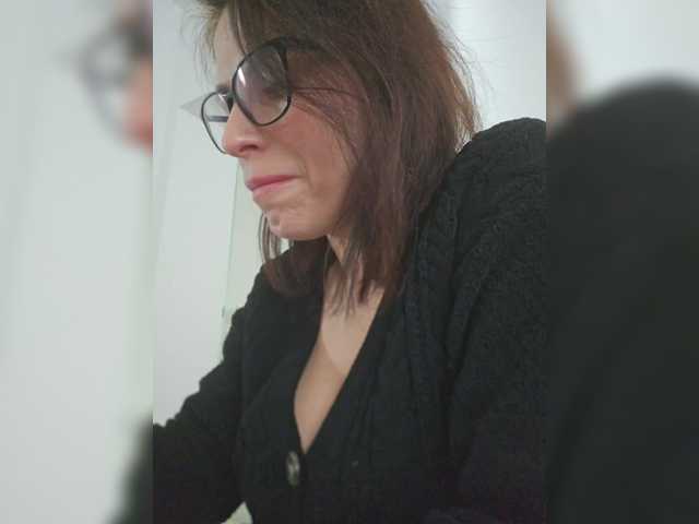 SophieMary's BongaCams show and profile