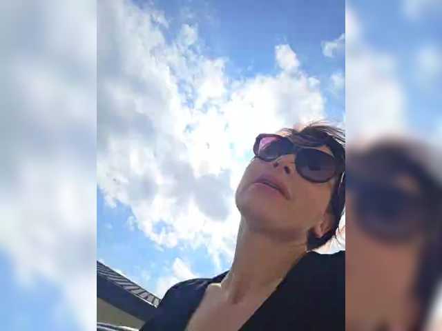 SophieMary's BongaCams show and profile