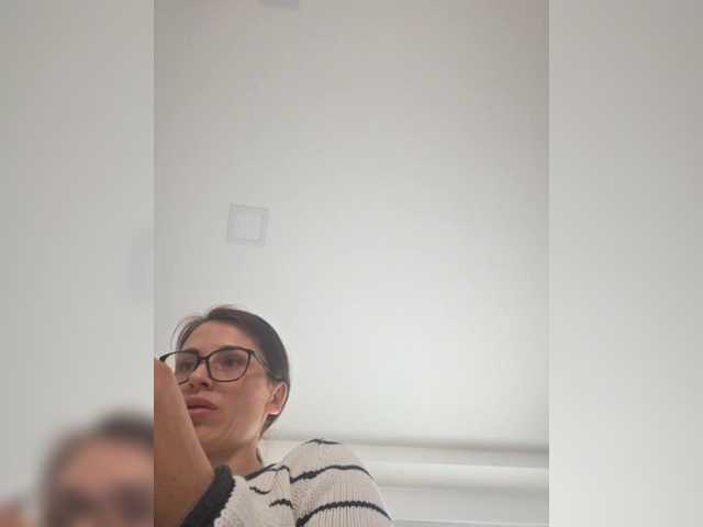 SophieMary's BongaCams show and profile