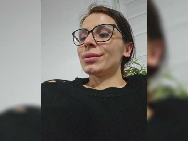 SophieMary's BongaCams show and profile