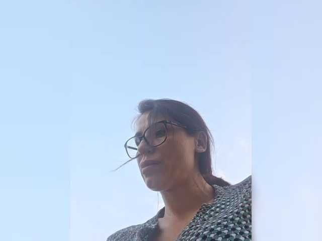 SophieMary's BongaCams show and profile