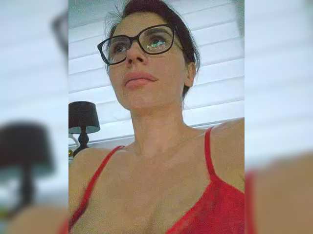 SophieMary's BongaCams show and profile