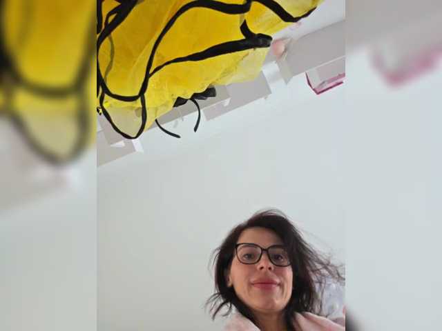 SophieMary's BongaCams show and profile