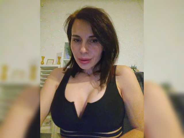 SophieMary's BongaCams profile