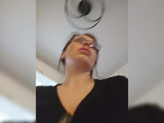 SophieMary's BongaCams show and profile