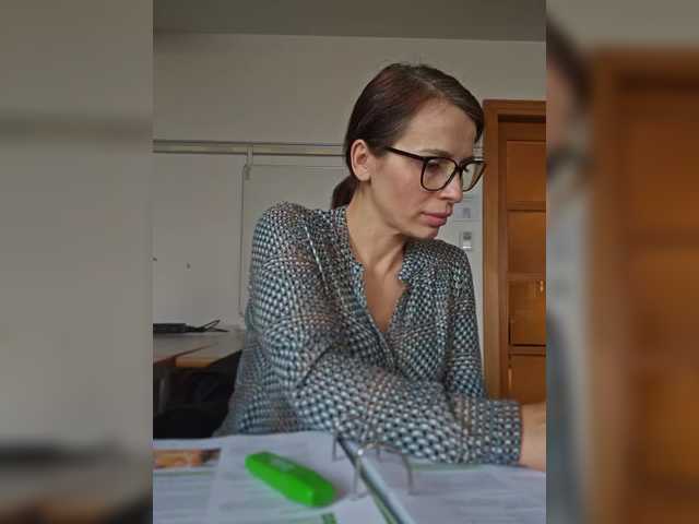 SophieMary's BongaCams show and profile