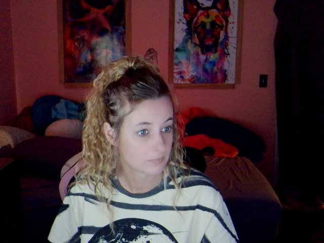 AsiaGoesPro's BongaCams show and profile