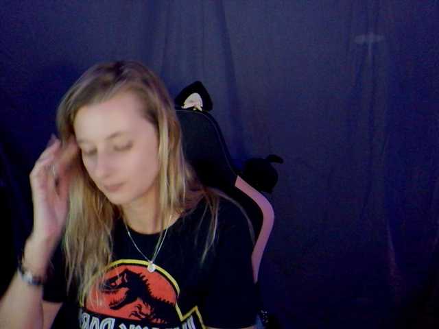 AsiaGoesPro's BongaCams show and profile