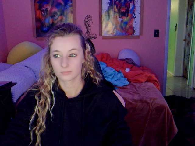 AsiaGoesPro's BongaCams show and profile