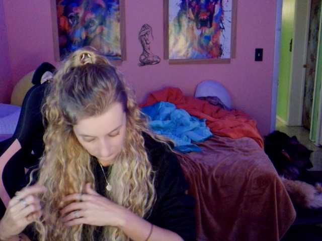 AsiaGoesPro live cam