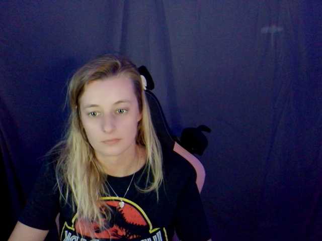 AsiaGoesPro's BongaCams show and profile