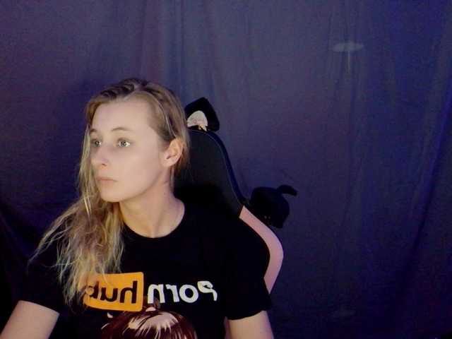 AsiaGoesPro's BongaCams show and profile