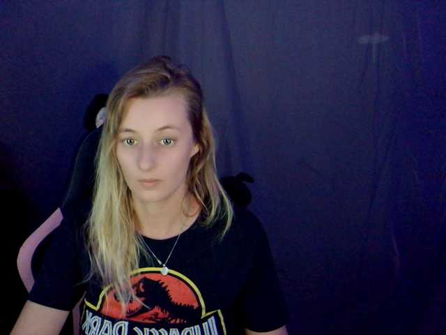 AsiaGoesPro's BongaCams show and profile