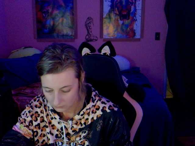 AsiaGoesPro's BongaCams show and profile