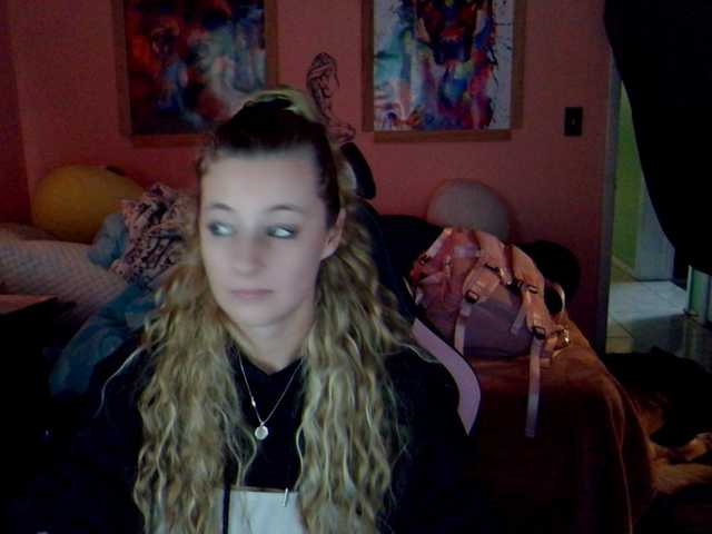 AsiaGoesPro's BongaCams show and profile