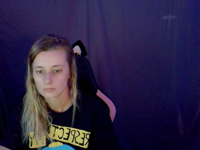 AsiaGoesPro's BongaCams show and profile