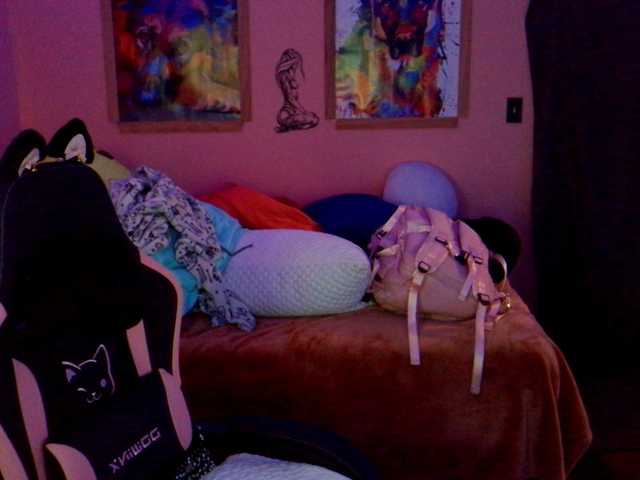 AsiaGoesPro's BongaCams show and profile