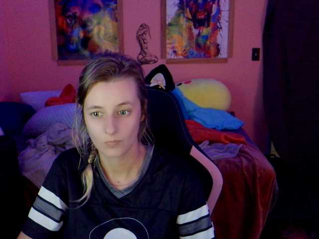 AsiaGoesPro's BongaCams show and profile