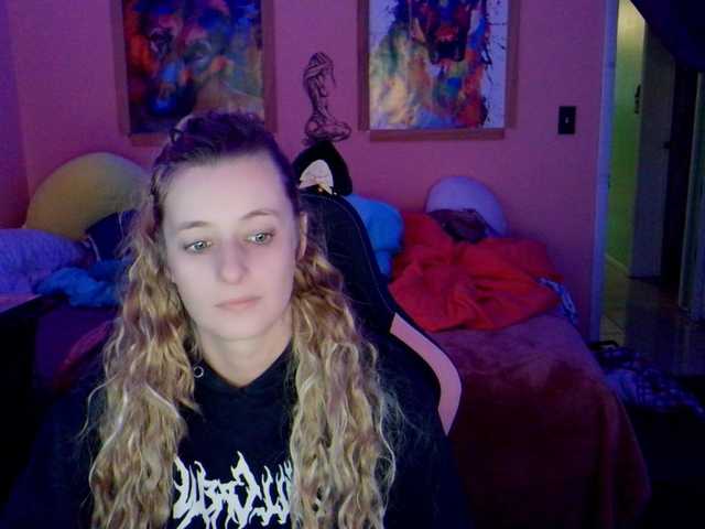 AsiaGoesPro's BongaCams show and profile